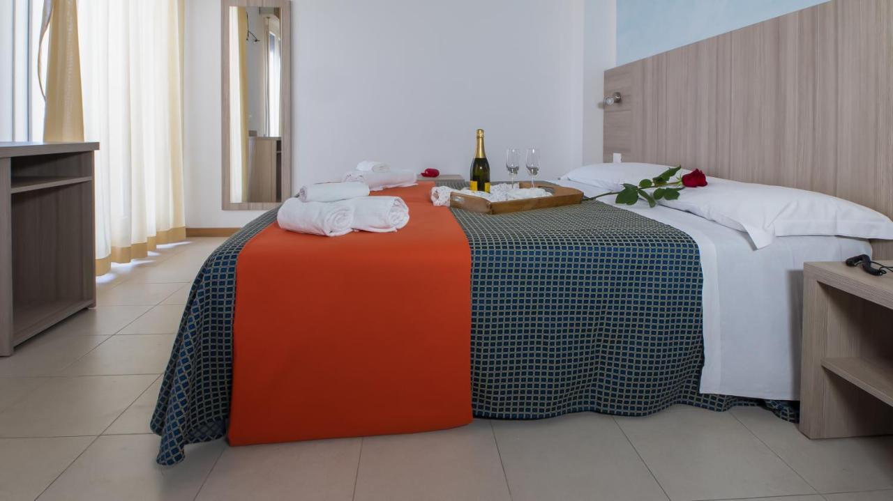 Hotel President'S Pesaro Luaran gambar